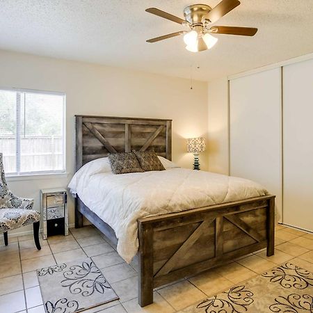 Sunny San Antonio Home With Backyard And Patio! Eksteriør billede
